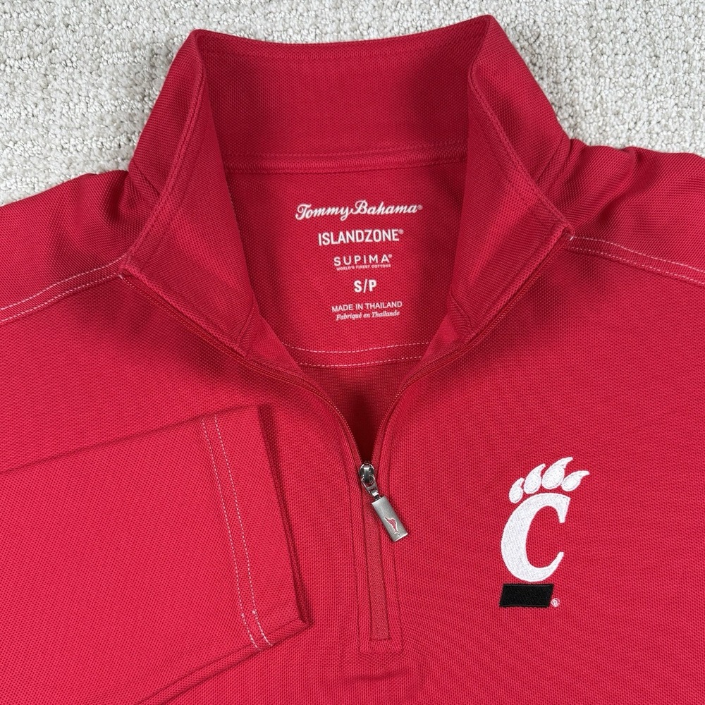 Tommy Bahama Men's Small Cincinnati Bearcats IslandZone Red 1/4 Zip Pullover